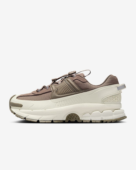 Nike Zoom Vomero 5 Roam Light Bone Mink Brown